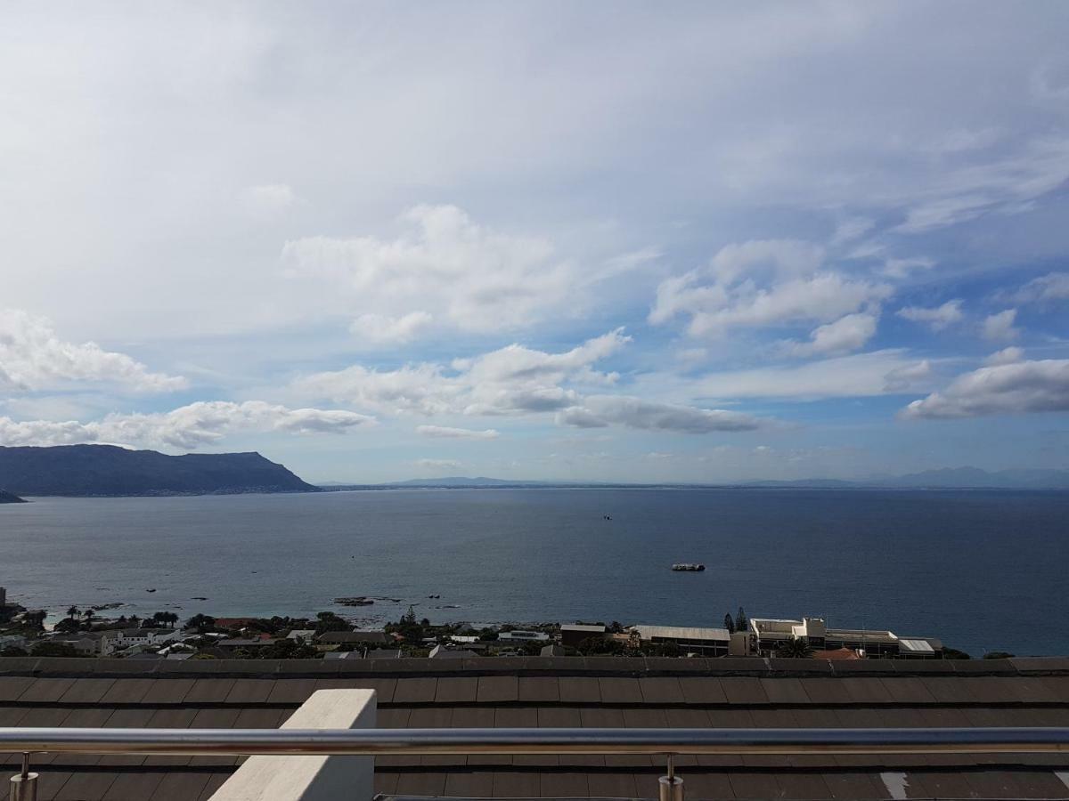 Magellans Hotel Simon's Town Bagian luar foto