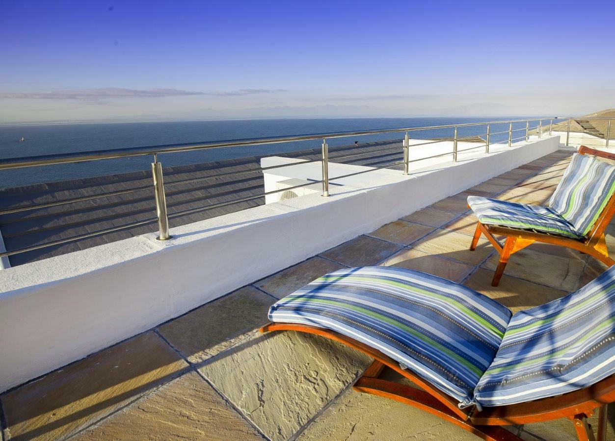 Magellans Hotel Simon's Town Bagian luar foto