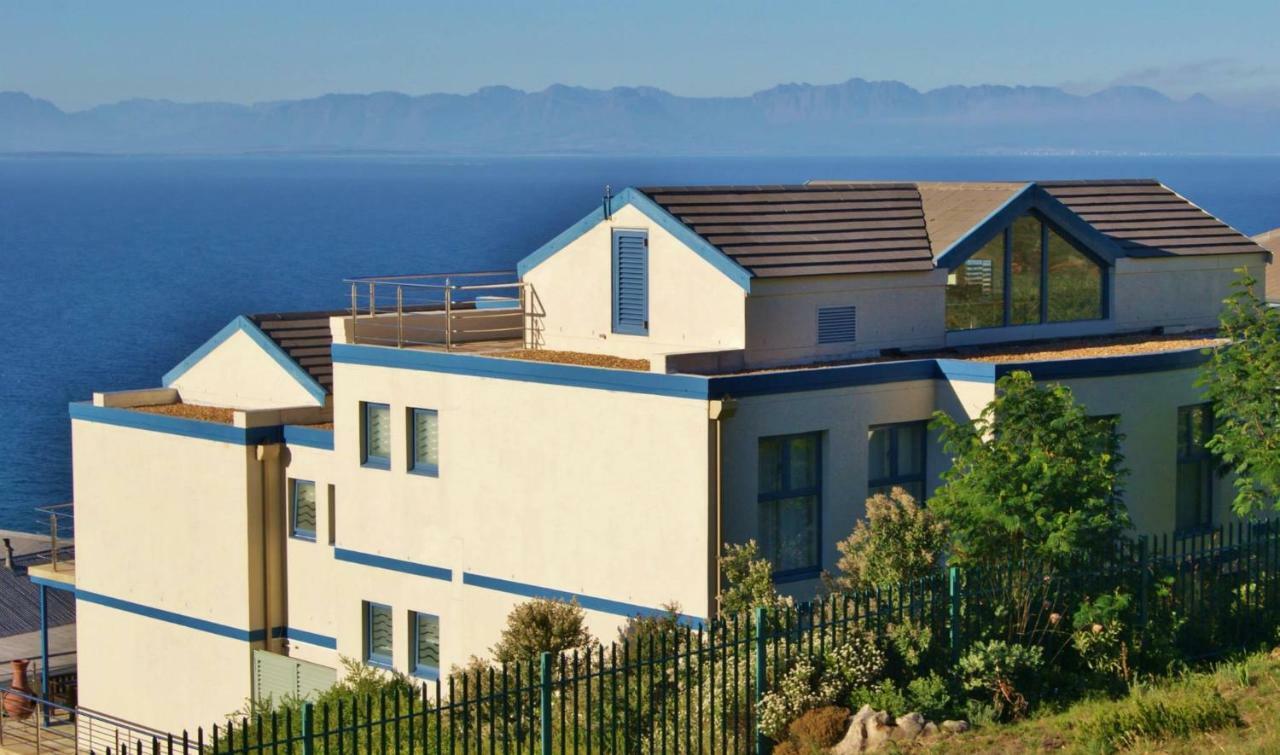 Magellans Hotel Simon's Town Bagian luar foto